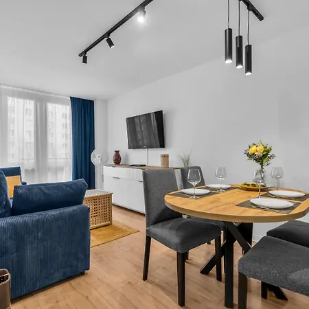 Saska Kepa - 54m2, Two Bedrooms - By Rentujemy Apartamento *