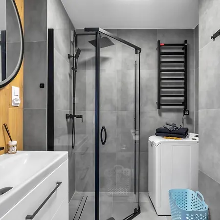 Saska Kepa - 54m2, Two Bedrooms - By Rentujemy 아파트 *