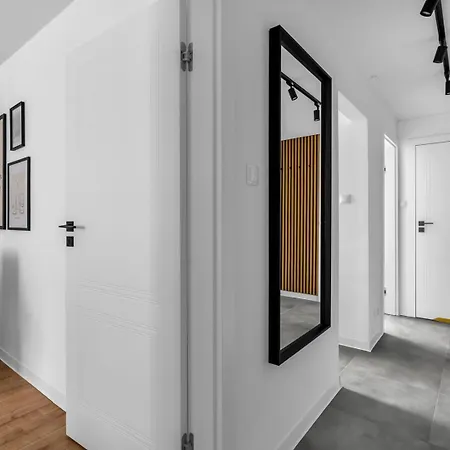 아파트 Saska Kepa - 54m2, Two Bedrooms - By Rentujemy 바르샤바