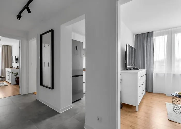 Saska Kepa - 54m2, Two Bedrooms - By Rentujemy Апартаменты