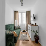 Saska Kepa - 54m2, Two Bedrooms - By Rentujemy Appartamento